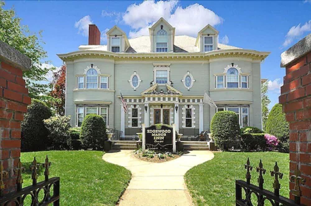Edgewood Manor Inn Bed And Breakfast Провиденс Экстерьер фото
