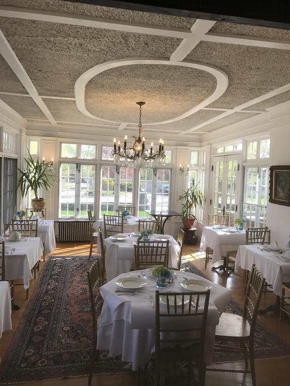 Edgewood Manor Inn Bed And Breakfast Провиденс Экстерьер фото